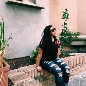 Meet your Posher, Leandra